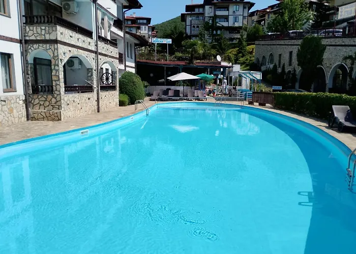 Etara - 1 Rey&mar Saint